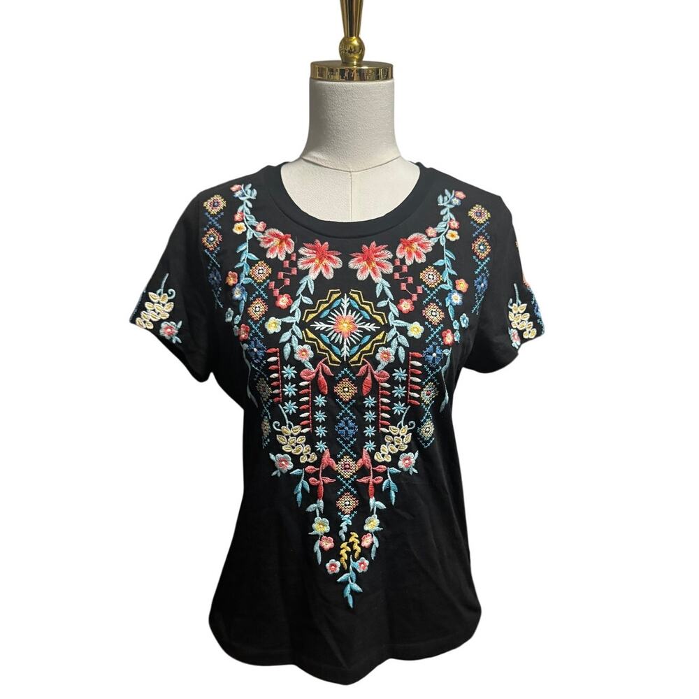Driftwood Embroidered Floral Tee Black Boho Folk Art Cotton Top Size M - Picture 2 of 7